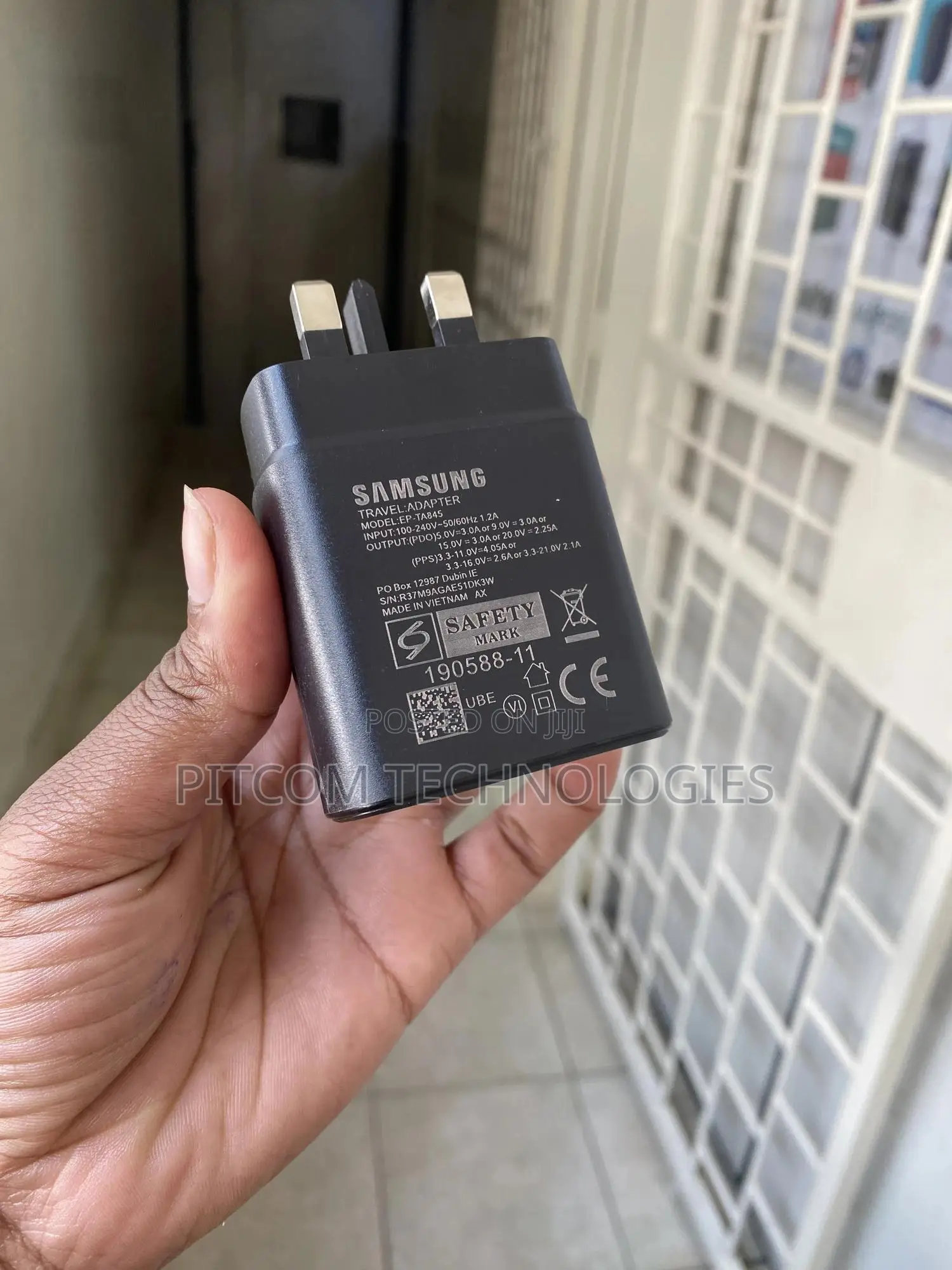 45 W Type C Adapter With Cable Fast Charging