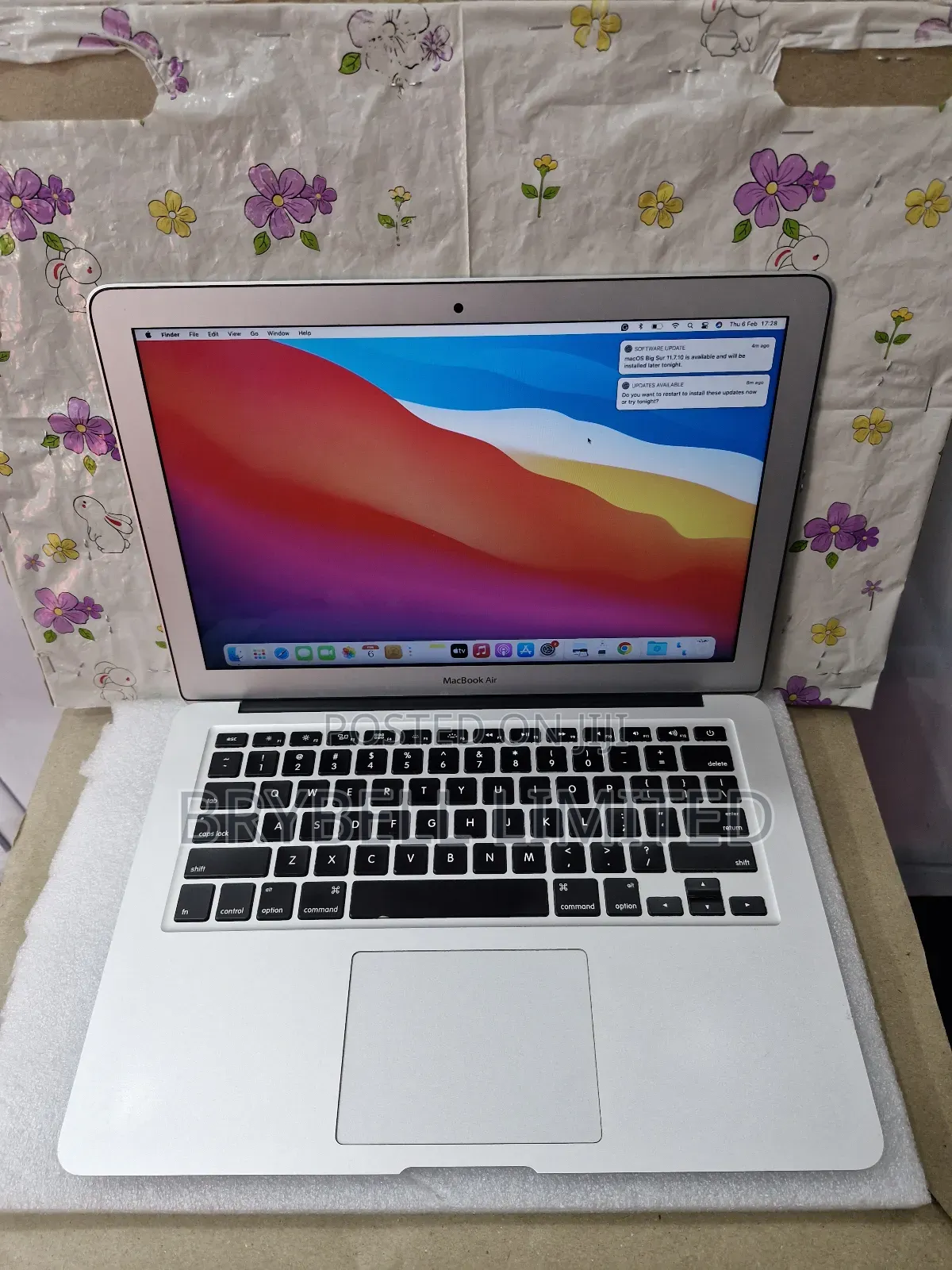 Laptop Apple MacBook Air 8GB Intel Core I5 SSD 128GB