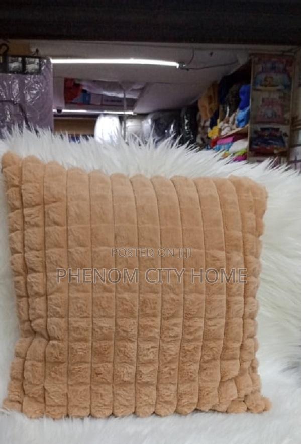 New Fur Grey Decorative Throwpillow Covers - thumbnail 2