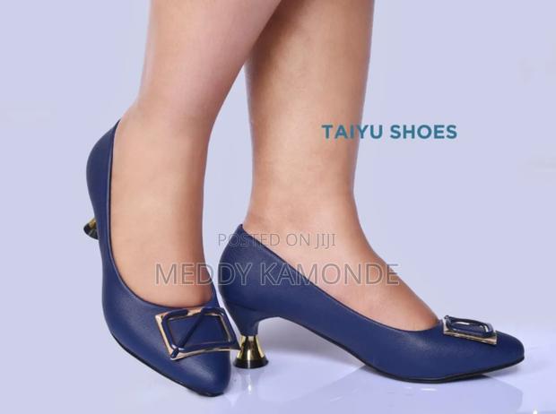 Navy Blue Beige Low Heels - thumbnail 2