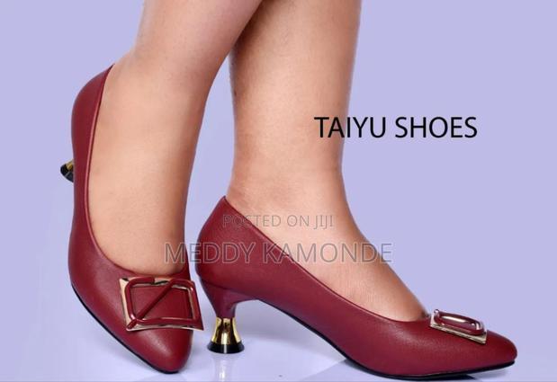 Navy Blue Beige Low Heels - thumbnail 3