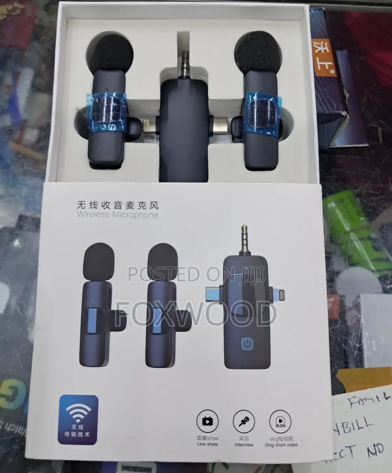 3-in-1 Wireless Lavalier Microphone