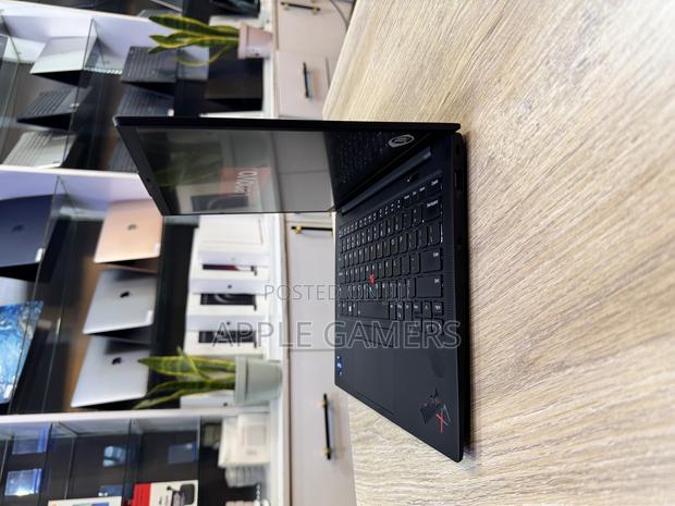 Laptop Lenovo ThinkPad X1 Carbon 32GB Intel Core I7 SSD 512GB - thumbnail 3