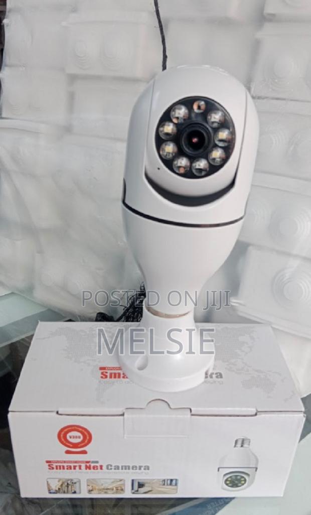 PTZ Wireless Wi-Fi CCTV Bulb Security Camera With Remote
