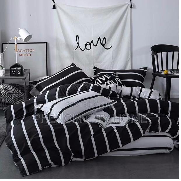 Black and White Duvet Cover Set