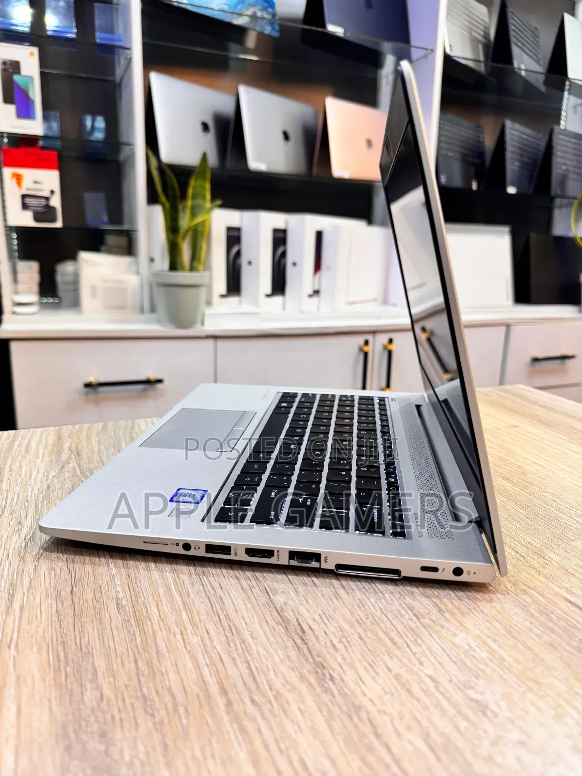 Laptop HP EliteBook 830 G6 8GB Intel Core I7 SSD 512GB