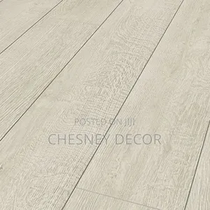 White Oak Laminatefloor