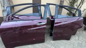 Vezel 2015 Doors