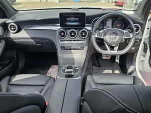 Mercedes-Benz GLC-Class 2018 Pearl