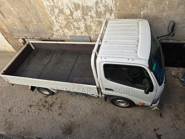 Toyota Dyna 3000cc - thumbnail 9