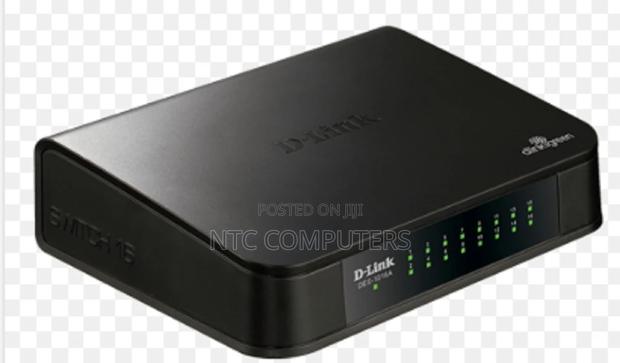 D-Link 16port 10/100 Desktop Switch - 16 Ports - Des-1016a