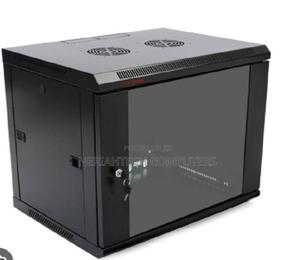 APKR 6u 600*450 Network Cabinet - main view