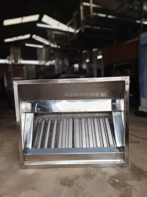 Medium-Sized Kitchen Hood Stainless Steel