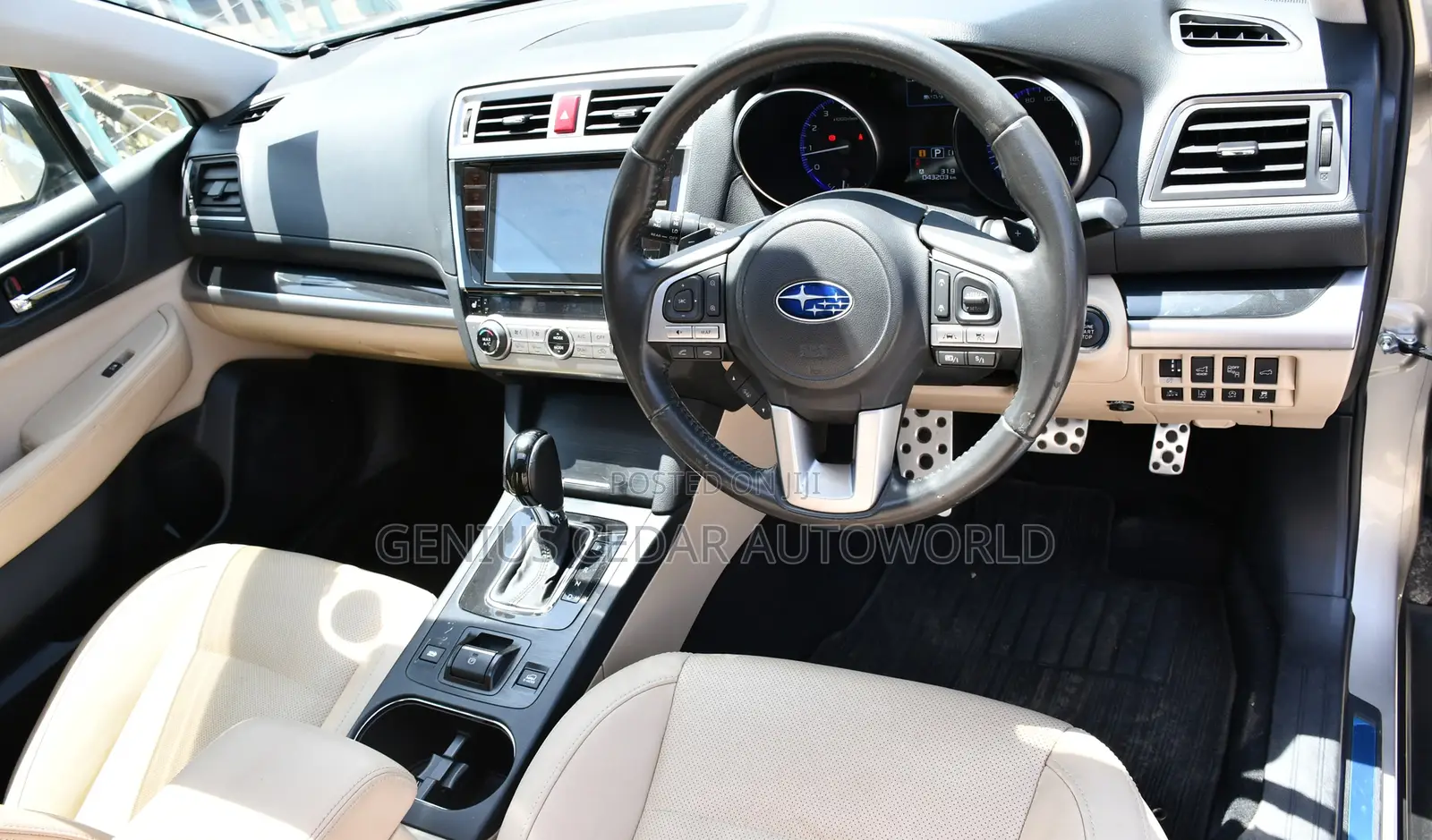 Subaru Outback 2016 Gold