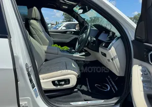 BMW X7 2019 White