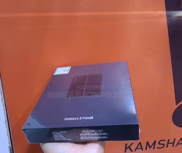 New Samsung Galaxy Z Fold 5 512 GB Purple - main view