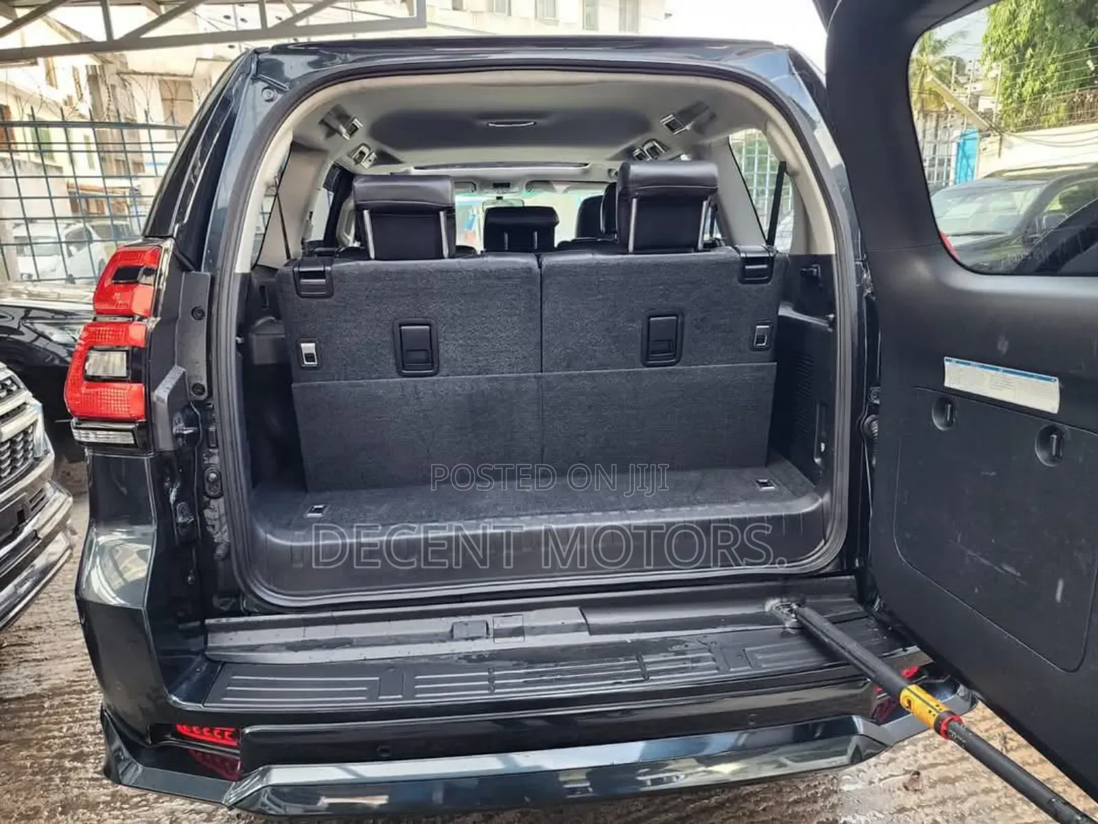 Toyota Land Cruiser Prado 3.0 172hp 2019 Gray