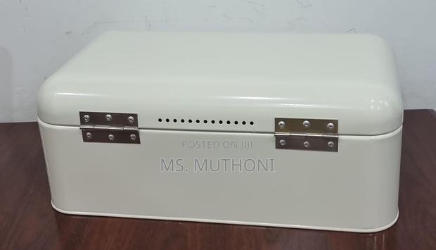 Hinged Bread Bin 9L With 3 Canisters - thumbnail 7