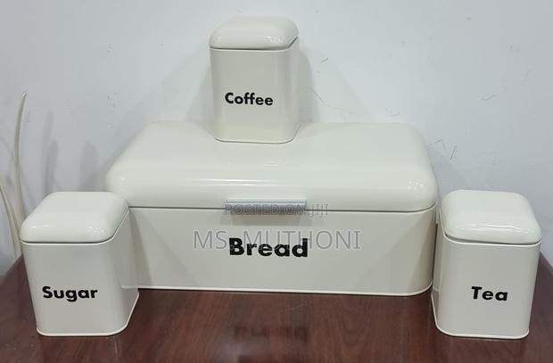 Hinged Bread Bin 9L With 3 Canisters - thumbnail 4