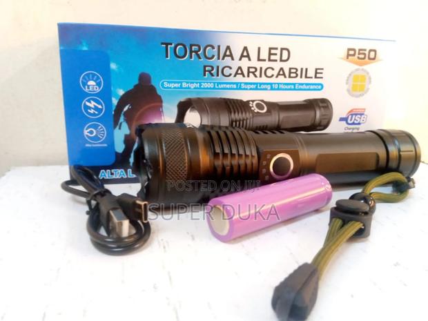 Torch.Torcia P50 Very Bright Zoomable Military Flash Light