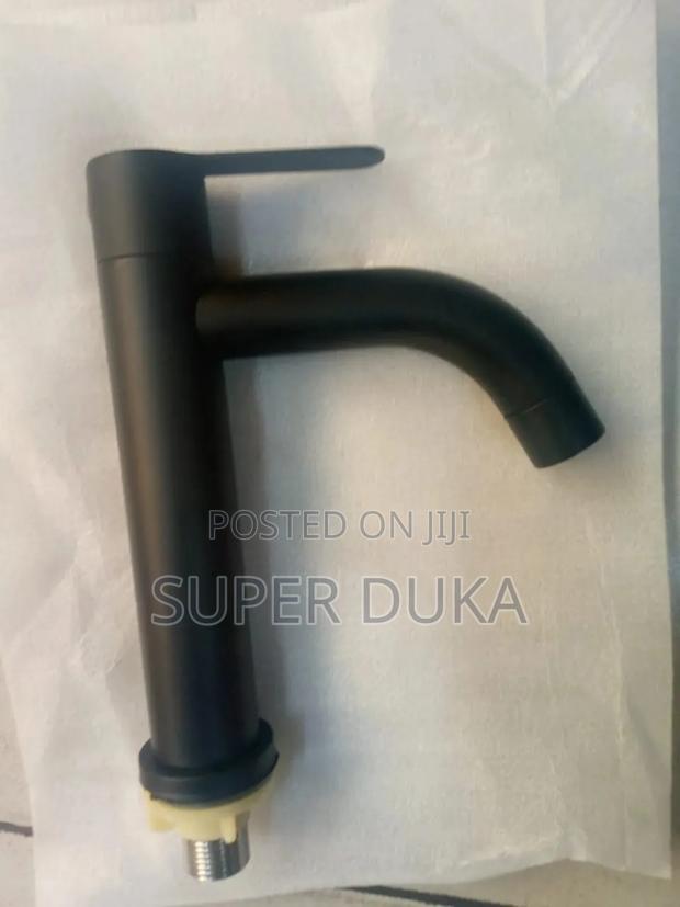 Executive Black Pillar Tap.