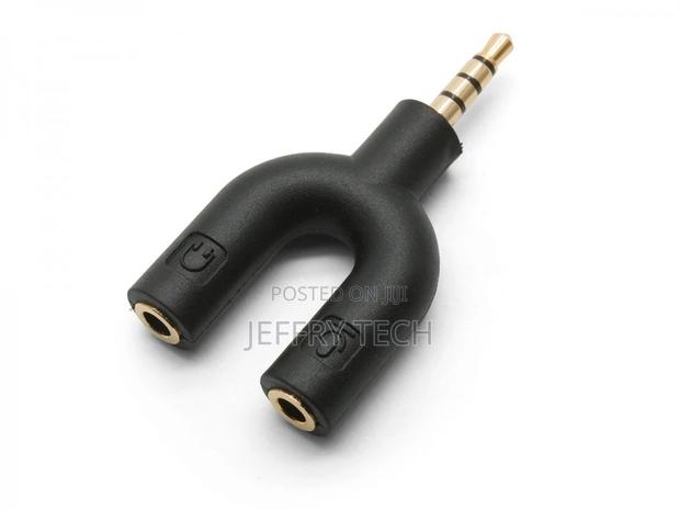 4-Pole TRRS to 3.5mm Stereo Mic Adapter (Male to 2x Female