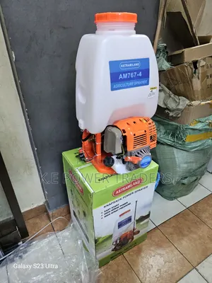 Astramilano 4 Stroke Engine Knapsack Sprayer
