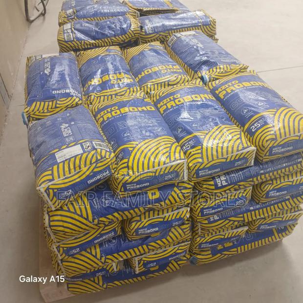 Mzito Tile Adhesive - main view