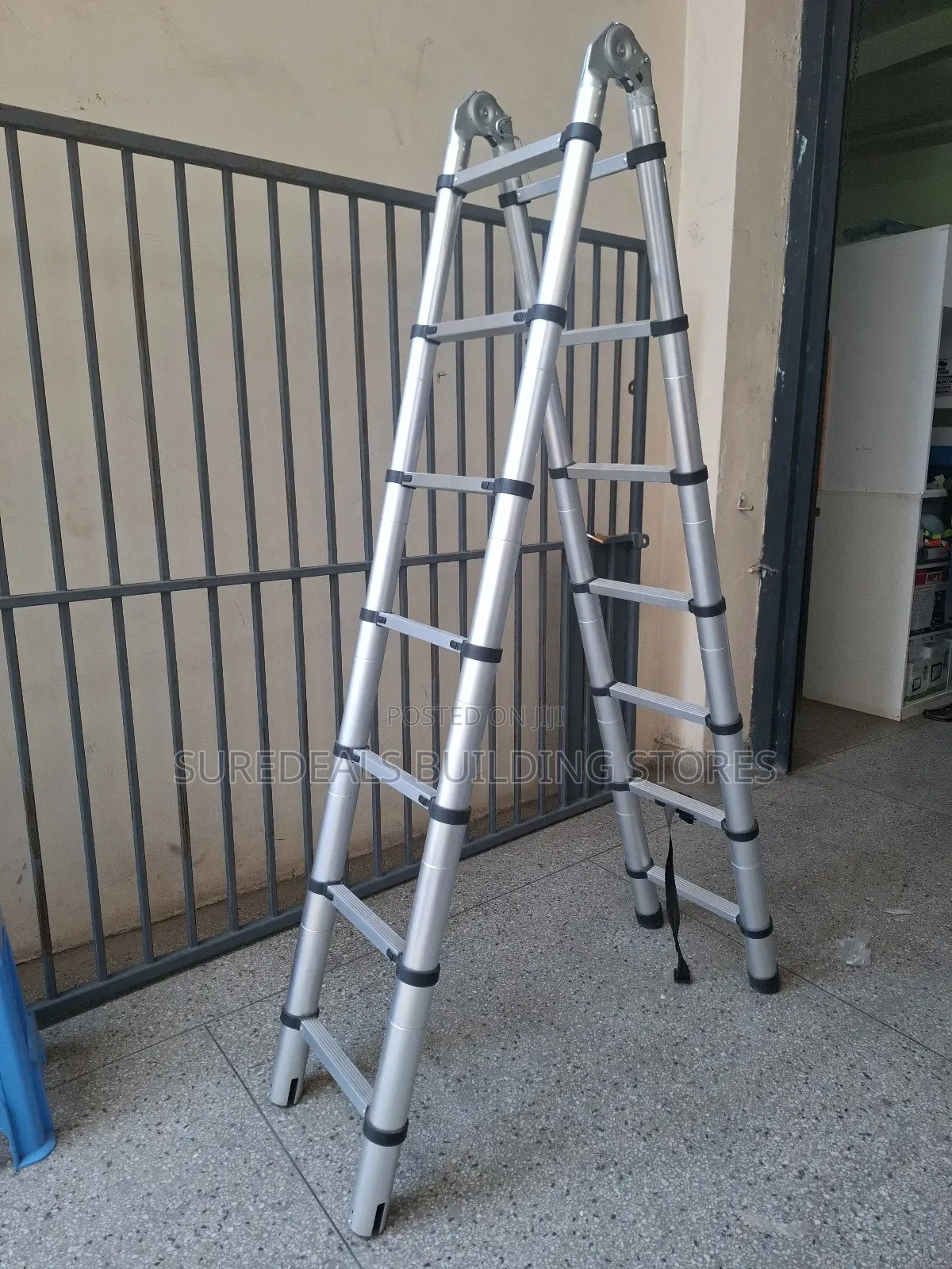 Dual Telescopic Ladder-2.5 + 2.5 (3.8mtrs).