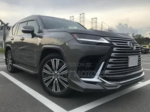 Lexus LX 2024 Green