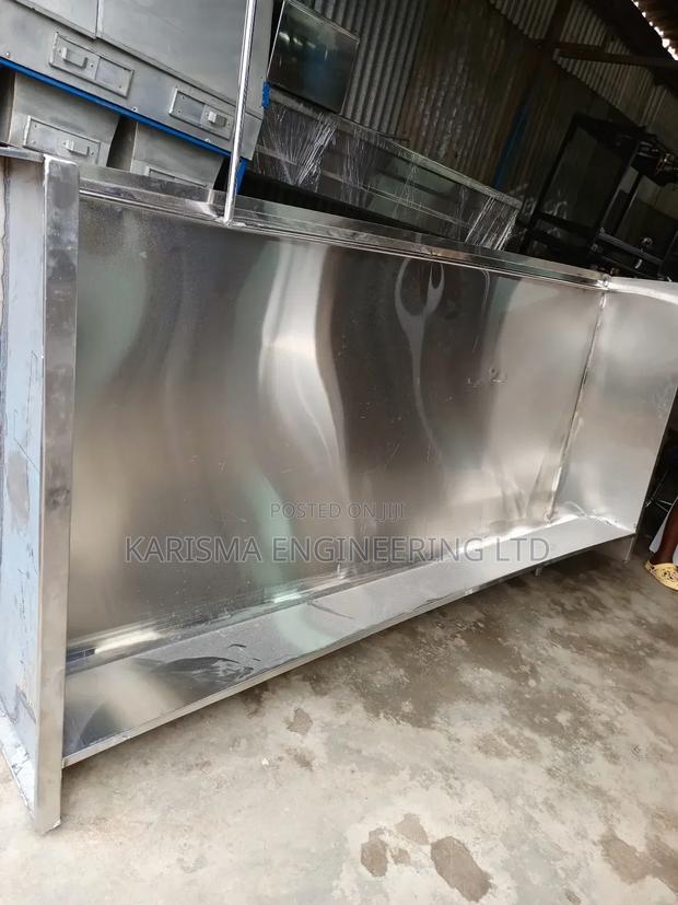 Stainless Steel Urinal - thumbnail 2