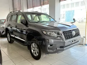 Toyota Land Cruiser Prado 2.8 2018 Gray