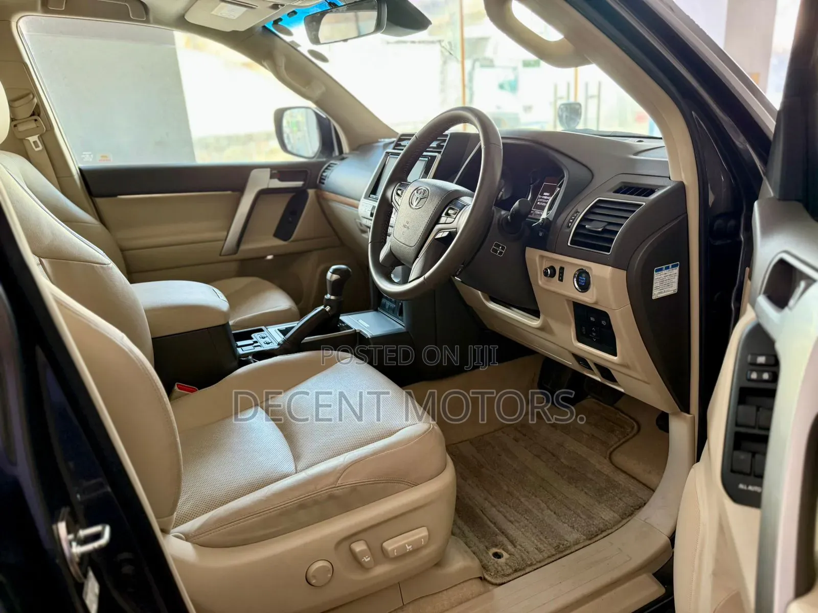 Toyota Land Cruiser Prado 2.8 2018 Gray