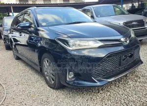 Toyota Corolla Fielder 1.5 Petrol FWD 2018 Black