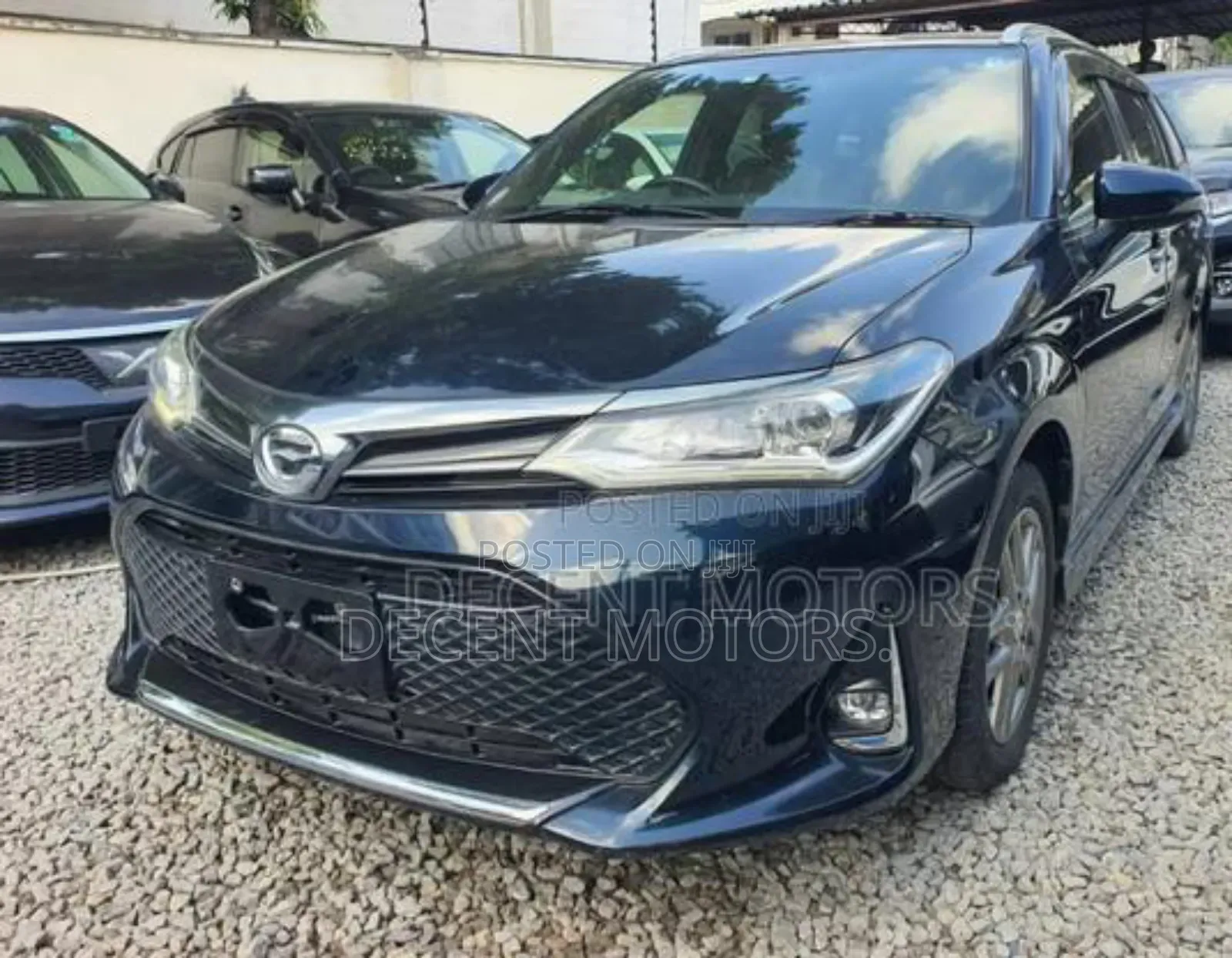 Toyota Corolla Fielder 1.5 Petrol FWD 2018 Black