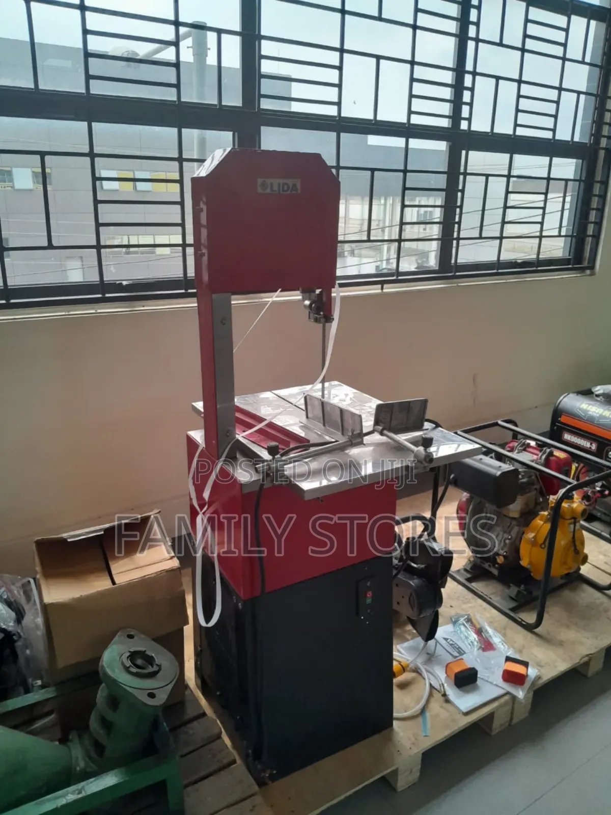 Milano Bone Saw