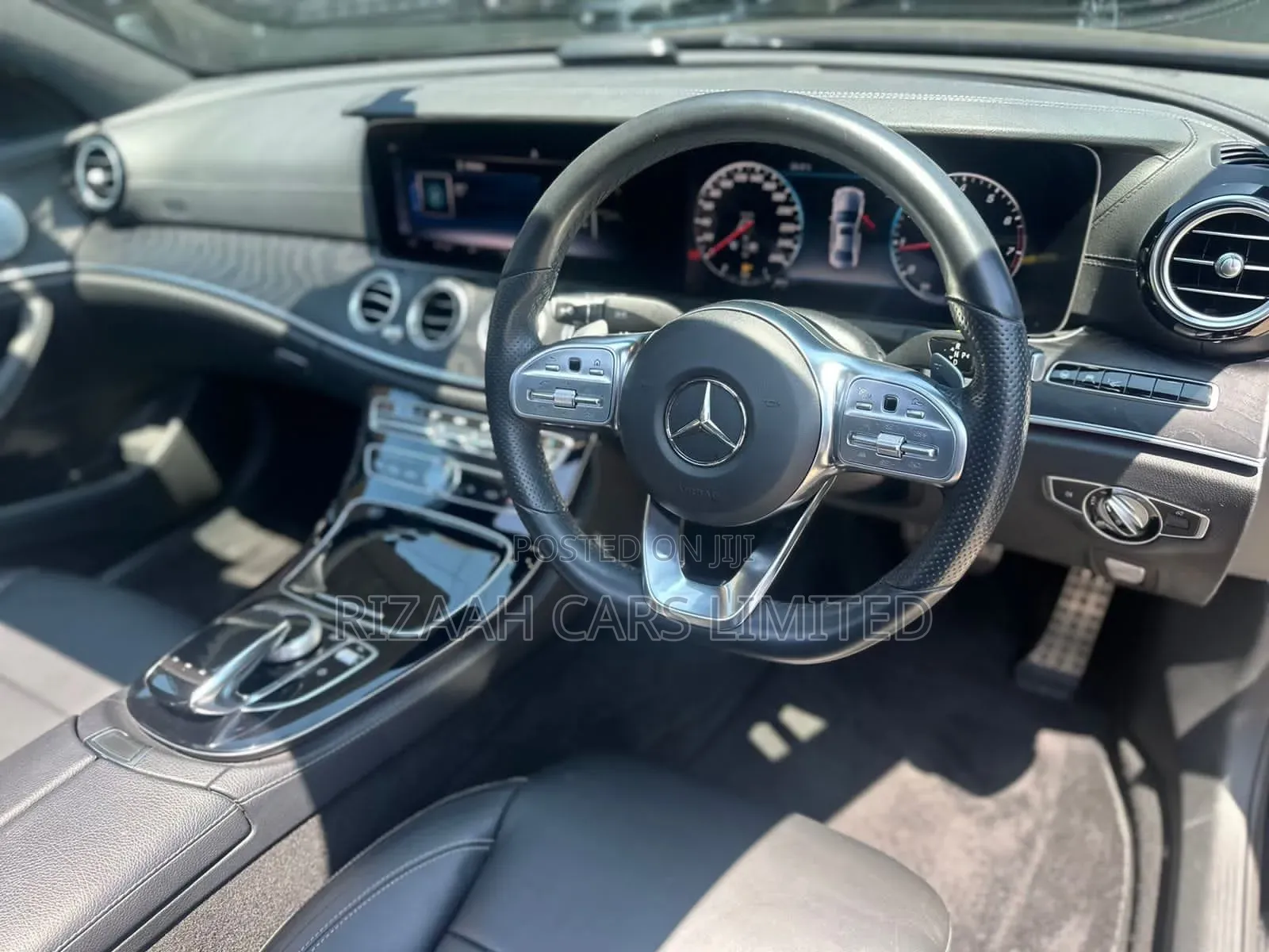 Mercedes-Benz E200 2019 Blue