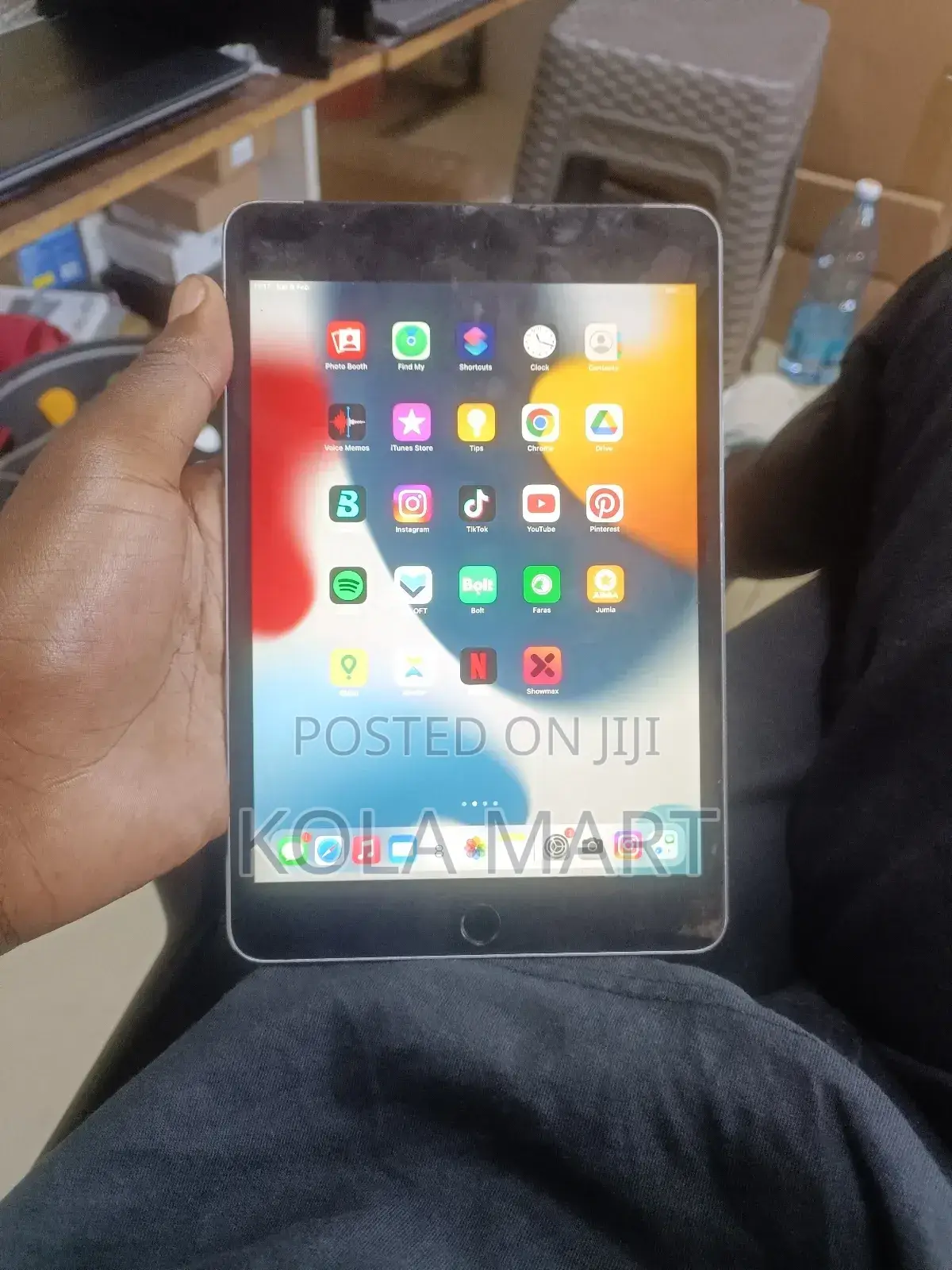 Apple iPad mini 4 128 GB Silver