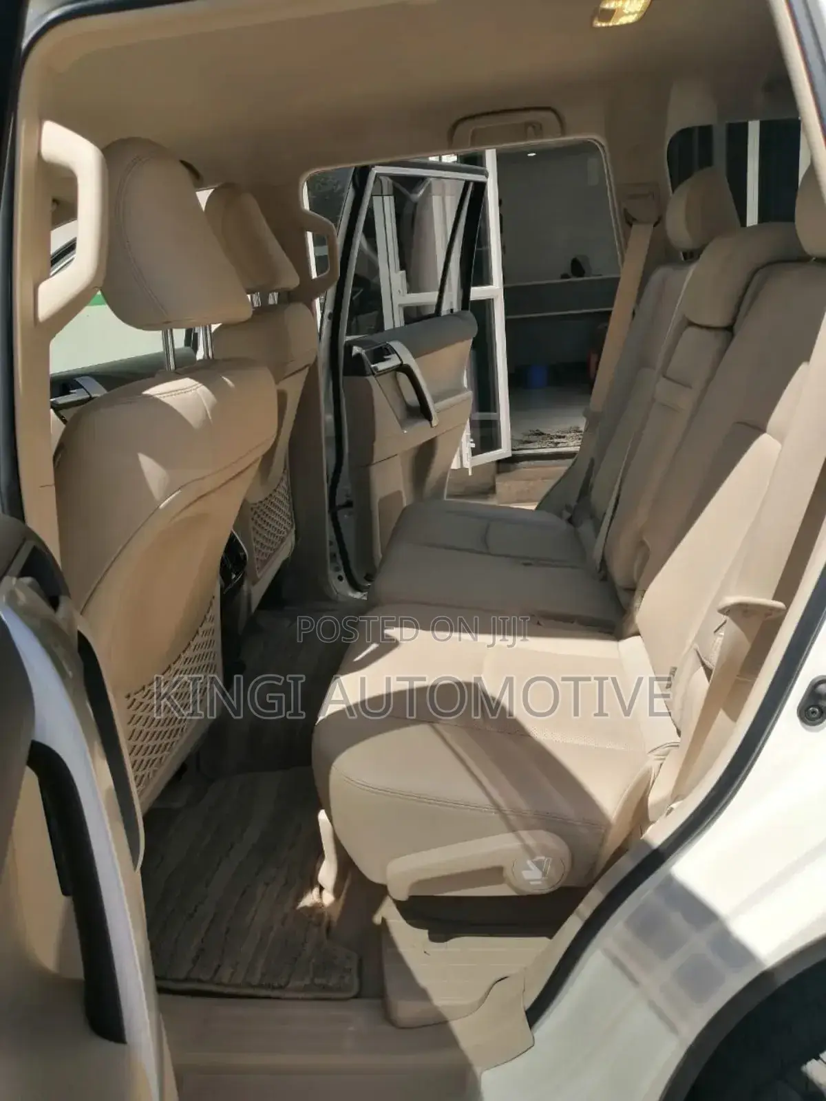 Toyota Land Cruiser Prado 2.8 2018 White