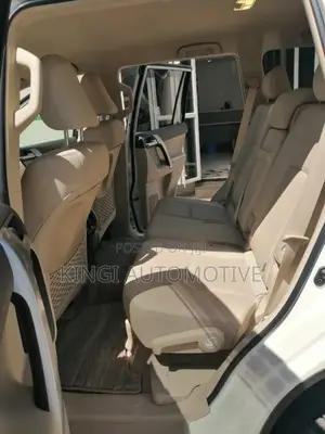 Toyota Land Cruiser Prado 2.8 2018 White