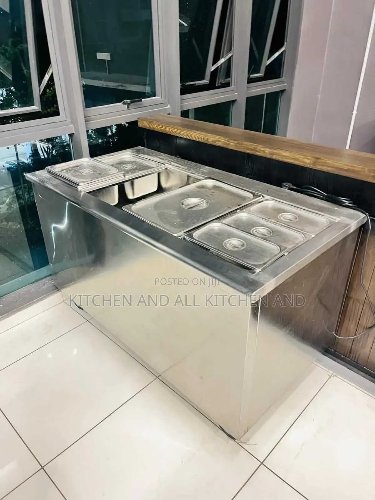 Magnificent Bain Marie /Food Wamer