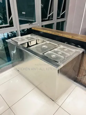 Magnificent Bain Marie /Food Wamer
