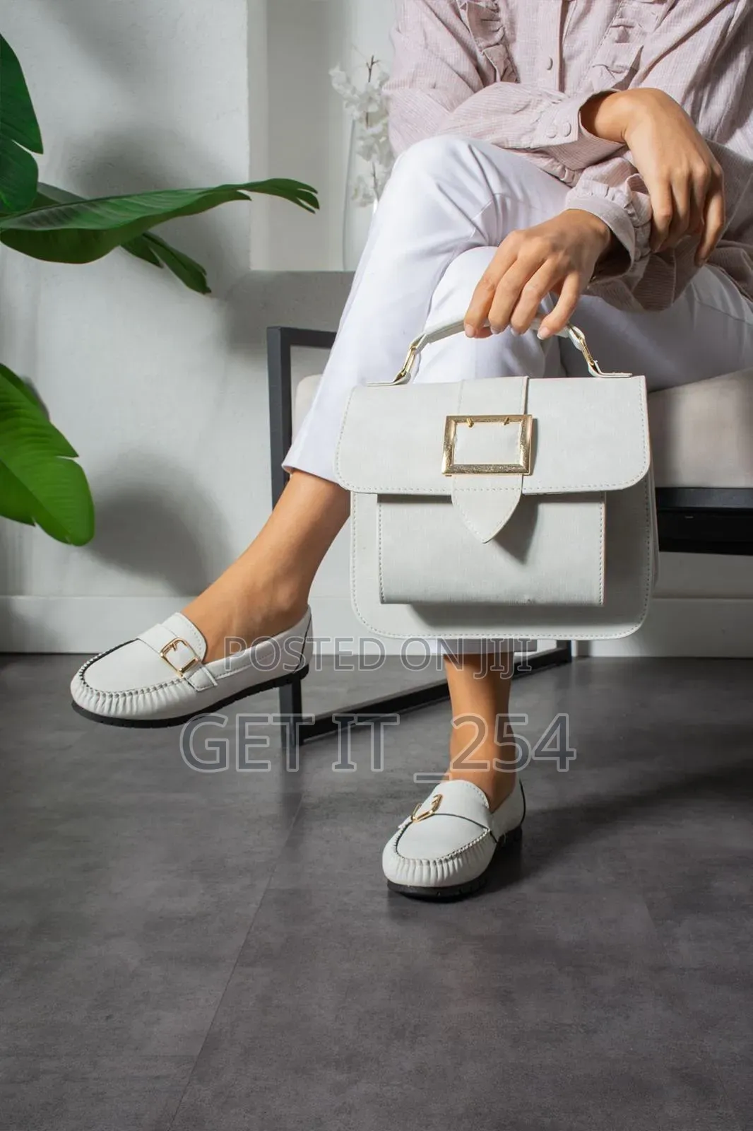 Loafers Set 
Shoes × Bag 
Quality