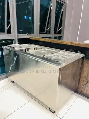 Mordern Food Warmer Display