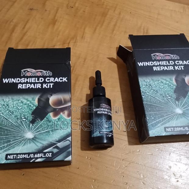 Windscreen Crack Remedy Fluid