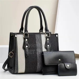 H33 Makónge
Handbag