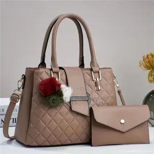 N33_na 2 In1 Women Handbags Sets
Spacious