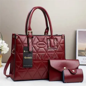 Quality Handbagz
