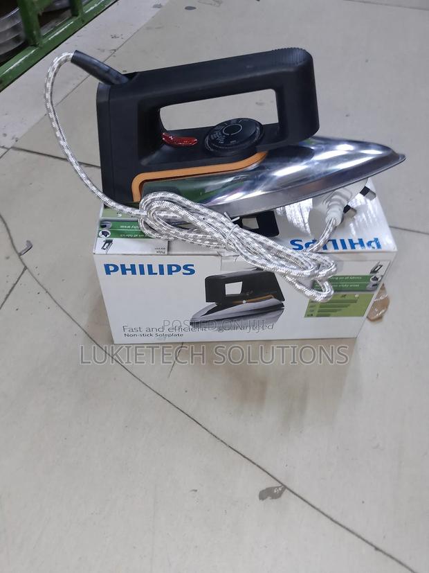 Phillips Iron Box.Very Efficient and Reliable Box - thumbnail 2