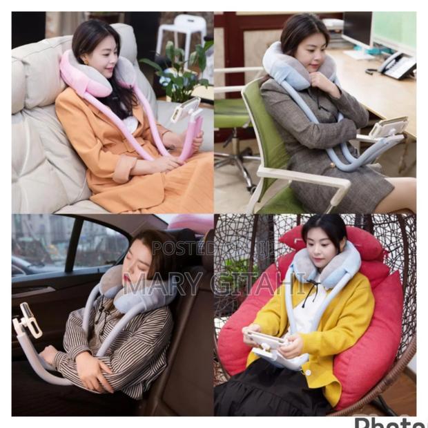 2-in-1 U-Shaped Neck Pillow With Tablet Phone Holder - main view